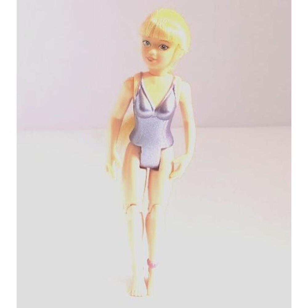 Fisher Price Loving Family Dollhouse Swimming Pool Swimmer Doll Mom Teen